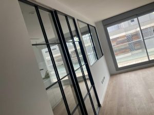 Cerramientos minimalistas de interior - Grupo Krono Art